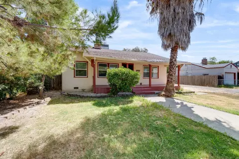 3128 Clay St, Sacramento, CA 95815