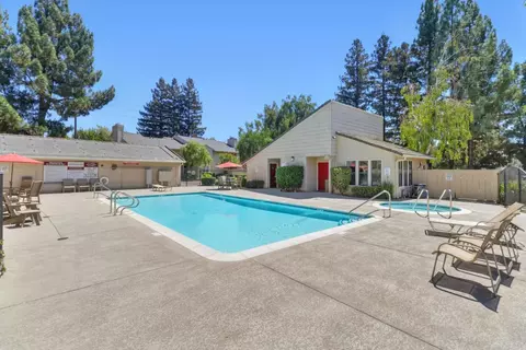 Exterior - 2401 Eilers Ln #701, Lodi, CA 95242 photo 8 of 13