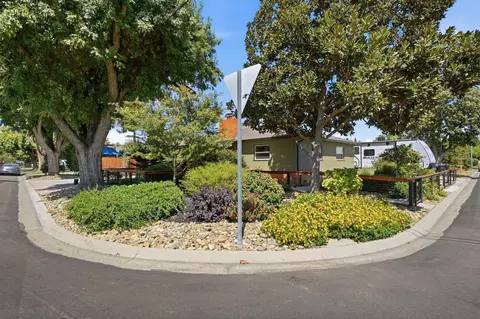 Exterior - 805 Edison Ave, Modesto, CA 95350 photo 2 of 21