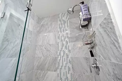 Bath - 805 Edison Ave, Modesto, CA 95350 photo 3 of 4