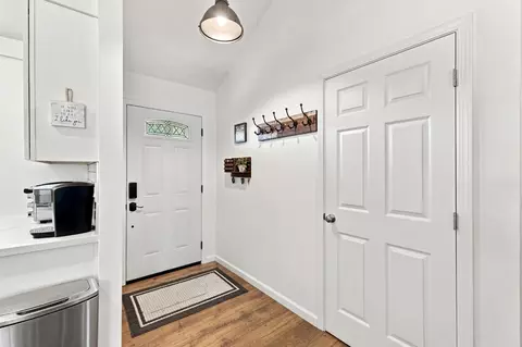 Entry Way - 6267 E Jahant Rd, Acampo, CA 95220 photo 1 of 3