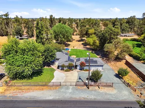 View/Area - 6267 E Jahant Rd, Acampo, CA 95220 photo 3 of 4