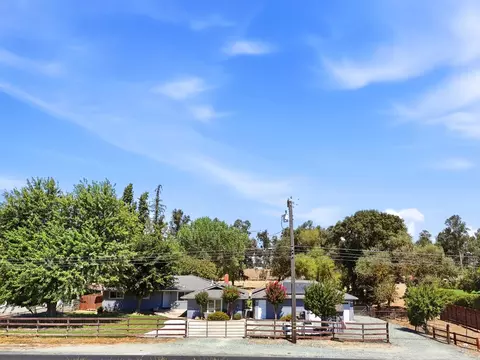 Exterior - 6267 E Jahant Rd, Acampo, CA 95220 photo 15 of 15