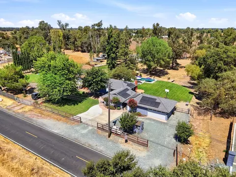 View/Area - 6267 E Jahant Rd, Acampo, CA 95220 photo 2 of 4