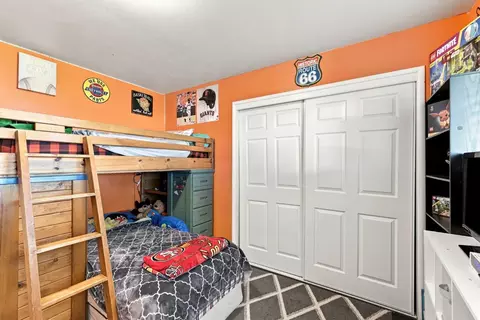 Bedroom - 6267 E Jahant Rd, Acampo, CA 95220 photo 5 of 8