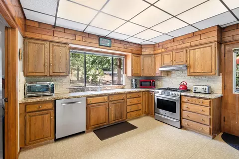 Kitchen - 451 Moran Rd, Arnold, CA 95223 photo 2 of 4