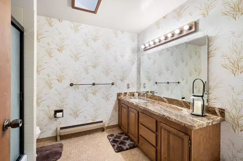 Bath - 451 Moran Rd, Arnold, CA 95223 photo 2 of 2