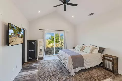 Bedroom - 21379 N Mann Rd, Acampo, CA 95220 photo 3 of 5