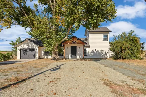 Exterior - 21379 N Mann Rd, Acampo, CA 95220 photo 3 of 17