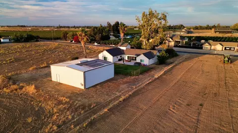 View/Area - 21379 N Mann Rd, Acampo, CA 95220 photo 8 of 8
