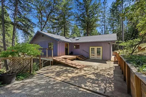 12835 Rodriguez Ct, Grass Valley, CA 95945