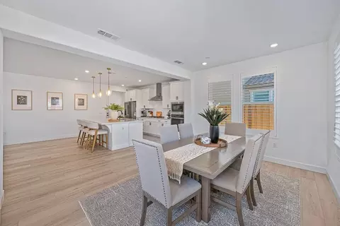 Dining - 2641 Hickory Ln, Lodi, CA 95242 photo 2 of 3