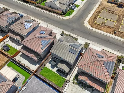 View/Area - 2641 Hickory Ln, Lodi, CA 95242 photo 5 of 8