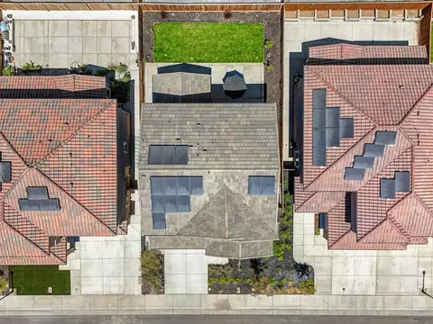 View/Area - 2641 Hickory Ln, Lodi, CA 95242 photo 2 of 8