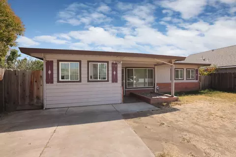 Exterior - 914 Annabelle Ave, Modesto, CA 95350 photo 2 of 9