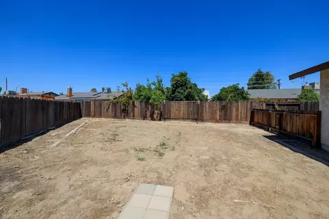 Exterior - 3161 Linfield Ct, Turlock, CA 95382 photo 12 of 18