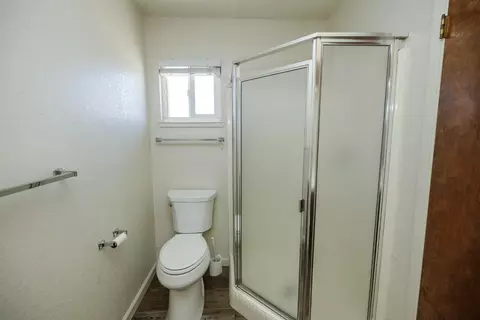 Bath - 3161 Linfield Ct, Turlock, CA 95382 photo 6 of 6