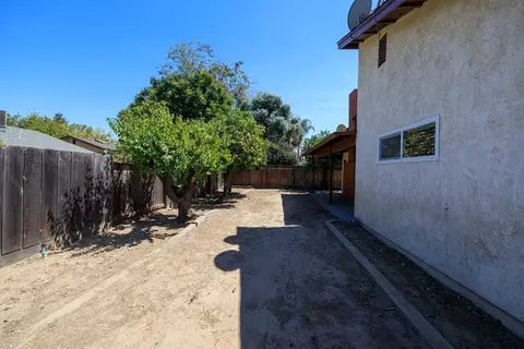 Exterior - 3161 Linfield Ct, Turlock, CA 95382 photo 9 of 18