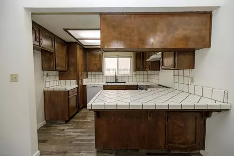 Kitchen - 3161 Linfield Ct, Turlock, CA 95382 photo 2 of 7