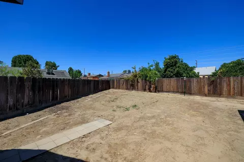 Exterior - 3161 Linfield Ct, Turlock, CA 95382 photo 11 of 18