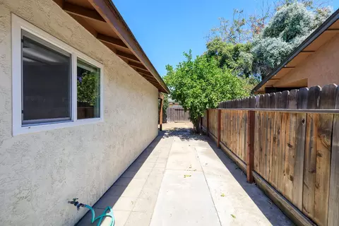 Exterior - 3161 Linfield Ct, Turlock, CA 95382 photo 17 of 18