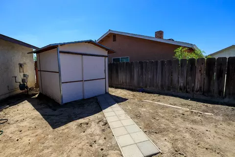 Exterior - 3161 Linfield Ct, Turlock, CA 95382 photo 16 of 18