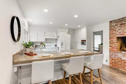Kitchen - 1076 Sand Bar Cir, Carmichael, CA 95608 photo 1 of 8