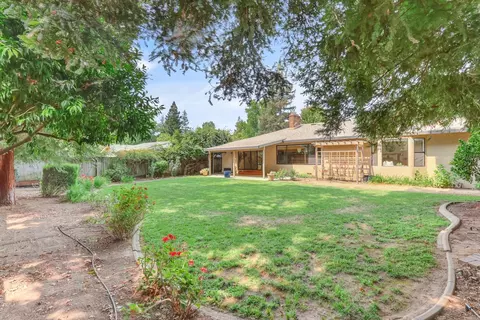 Exterior - 1076 Sand Bar Cir, Carmichael, CA 95608 photo 8 of 16