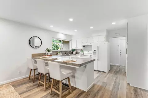 Kitchen - 1076 Sand Bar Cir, Carmichael, CA 95608 photo 2 of 8
