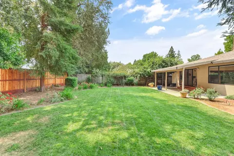 Exterior - 1076 Sand Bar Cir, Carmichael, CA 95608 photo 9 of 16