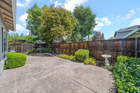 Exterior - 5312 Delta Dr, Rocklin, CA 95765 photo 5 of 7