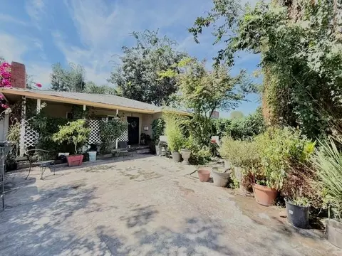 Exterior - 1305 Mayette Ave, Modesto, CA 95351 photo 2 of 6