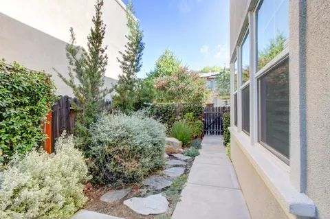 Exterior - 3833 Verona Ter, Davis, CA 95618 photo 6 of 14