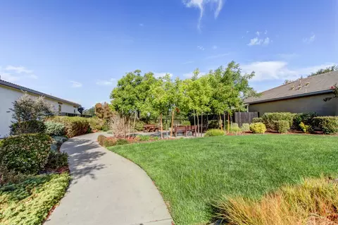 Exterior - 3833 Verona Ter, Davis, CA 95618 photo 12 of 14