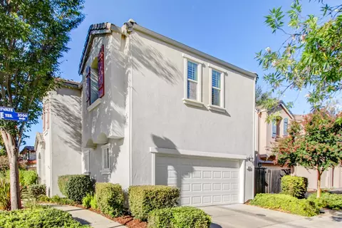 Exterior - 3833 Verona Ter, Davis, CA 95618 photo 8 of 14