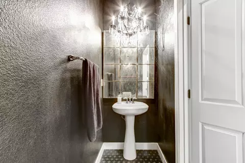 Bath - 3833 Verona Ter, Davis, CA 95618 photo 6 of 7