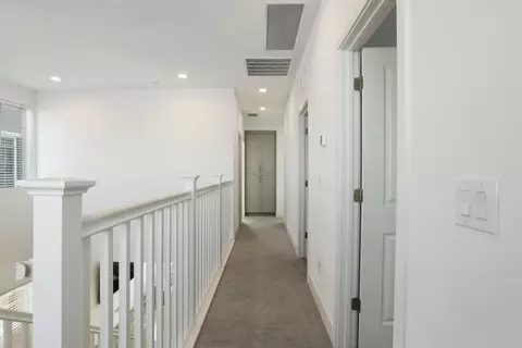 Entry Way - 98 E Calder Dr, Mountain House, CA 95391 photo 5 of 8