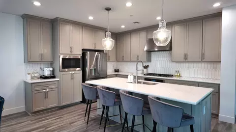 Kitchen - 98 E Calder Dr, Mountain House, CA 95391 photo 10 of 11