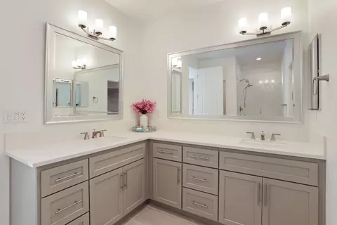 Bath - 98 E Calder Dr, Mountain House, CA 95391 photo 5 of 6