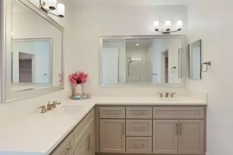 Bath - 98 E Calder Dr, Mountain House, CA 95391 photo 6 of 6