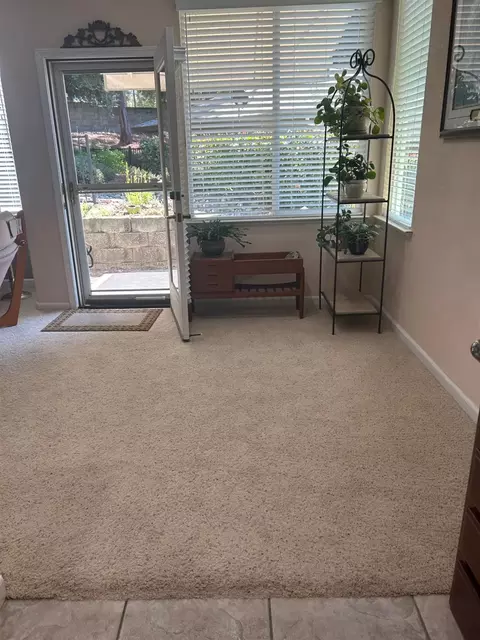 Entry Way - 110 Egret Pl, Grass Valley, CA 95945 photo 2 of 2