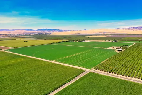 10626 State Highway 33, Gustine, CA 95322 photo 4