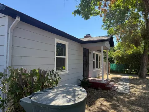 Exterior - 1405 E 22nd St, Merced, CA 95340 photo 10 of 10