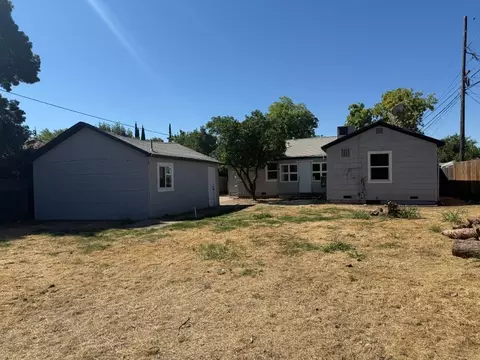 Exterior - 1405 E 22nd St, Merced, CA 95340 photo 7 of 10