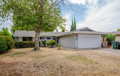 4824 Willowbrook Dr, Sacramento, CA 95842