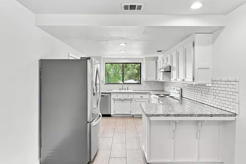 Kitchen - 2777 Stone Ln, Placerville, CA 95667 photo 3 of 6