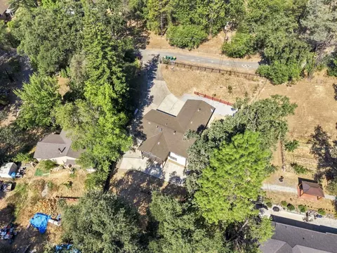 View/Area - 2777 Stone Ln, Placerville, CA 95667 photo 8 of 9