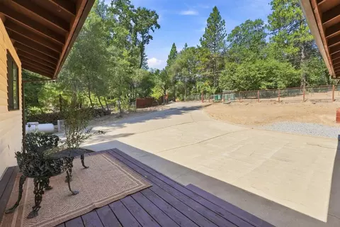 Exterior - 2777 Stone Ln, Placerville, CA 95667 photo 9 of 17