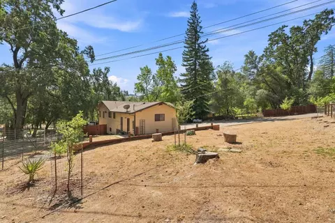 Exterior - 2777 Stone Ln, Placerville, CA 95667 photo 12 of 17