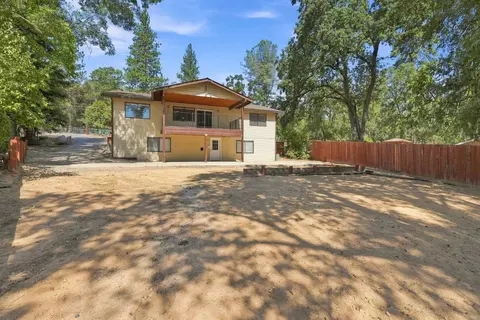 Exterior - 2777 Stone Ln, Placerville, CA 95667 photo 13 of 17